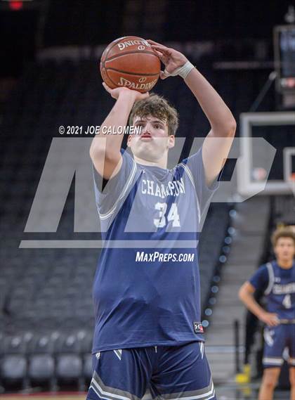 Thumbnail 3 in Boerne-Champion vs Desoto (Spurs High School Showcase) photogallery.