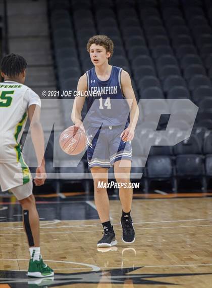 Thumbnail 3 in Boerne-Champion vs Desoto (Spurs High School Showcase) photogallery.
