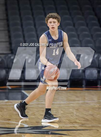 Thumbnail 2 in Boerne-Champion vs Desoto (Spurs High School Showcase) photogallery.