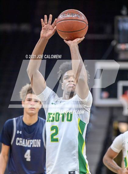 Thumbnail 3 in Boerne-Champion vs Desoto (Spurs High School Showcase) photogallery.
