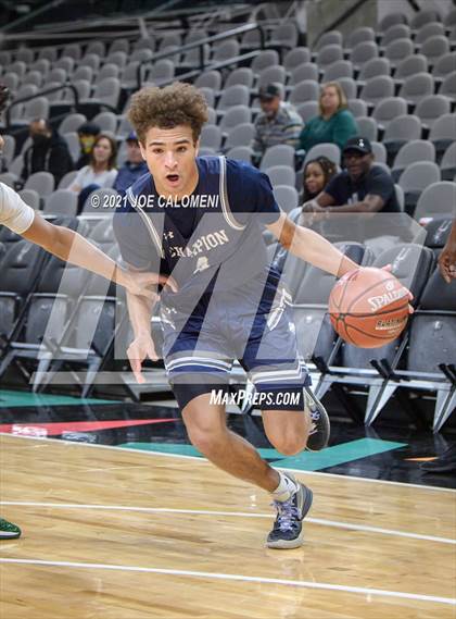 Thumbnail 2 in Boerne-Champion vs Desoto (Spurs High School Showcase) photogallery.