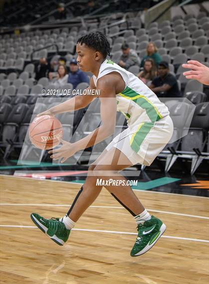 Thumbnail 3 in Boerne-Champion vs Desoto (Spurs High School Showcase) photogallery.