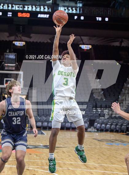 Thumbnail 2 in Boerne-Champion vs Desoto (Spurs High School Showcase) photogallery.