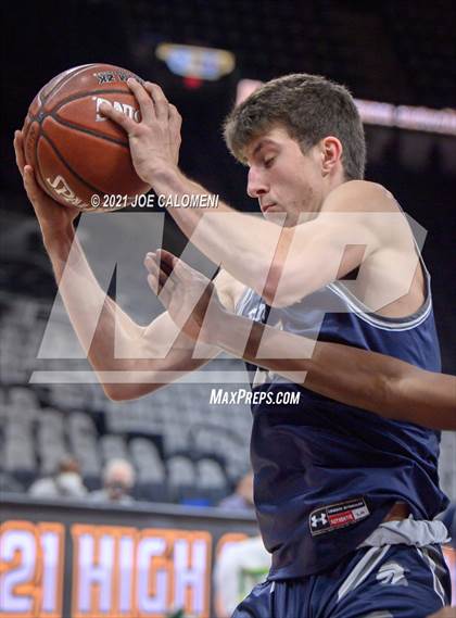 Thumbnail 3 in Boerne-Champion vs Desoto (Spurs High School Showcase) photogallery.