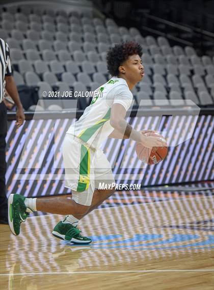 Thumbnail 1 in Boerne-Champion vs Desoto (Spurs High School Showcase) photogallery.