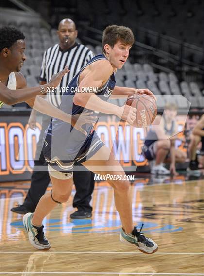 Thumbnail 3 in Boerne-Champion vs Desoto (Spurs High School Showcase) photogallery.