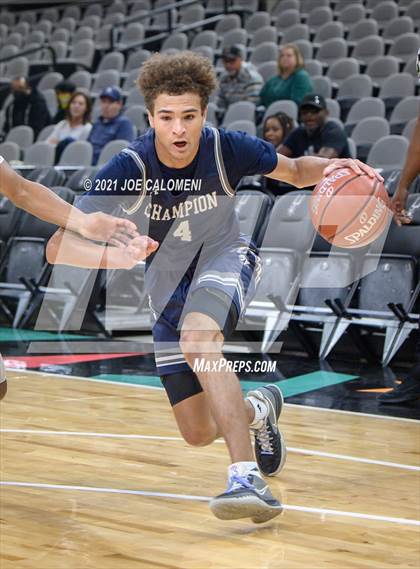 Thumbnail 1 in Boerne-Champion vs Desoto (Spurs High School Showcase) photogallery.