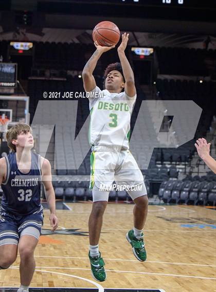 Thumbnail 1 in Boerne-Champion vs Desoto (Spurs High School Showcase) photogallery.