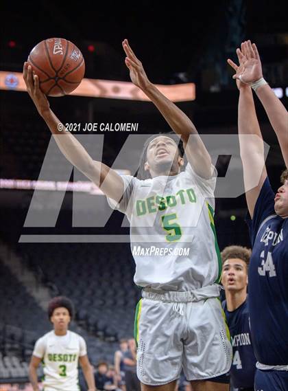 Thumbnail 2 in Boerne-Champion vs Desoto (Spurs High School Showcase) photogallery.