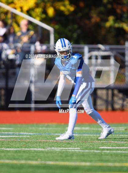 Thumbnail 3 in Port Washington vs. Massapequa photogallery.