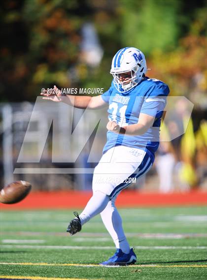Thumbnail 2 in Port Washington vs. Massapequa photogallery.
