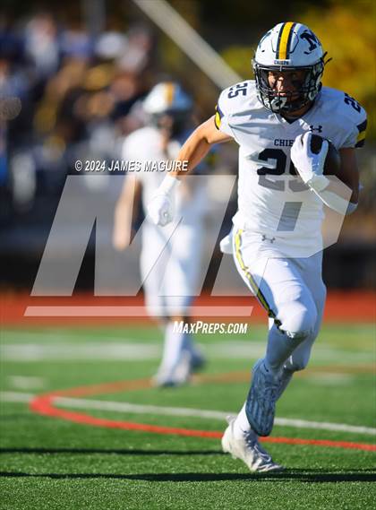 Thumbnail 3 in Port Washington vs. Massapequa photogallery.