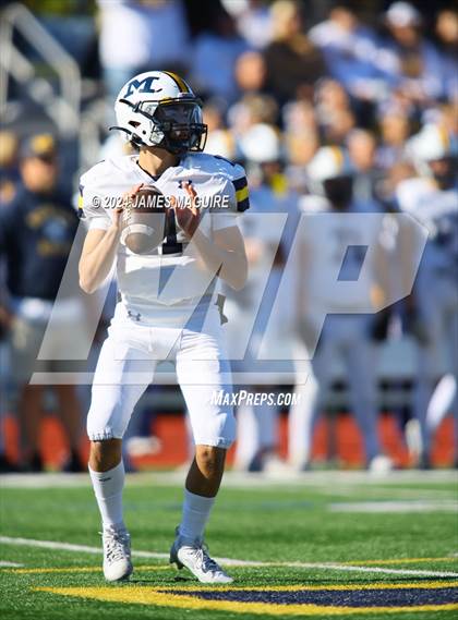 Thumbnail 2 in Port Washington vs. Massapequa photogallery.