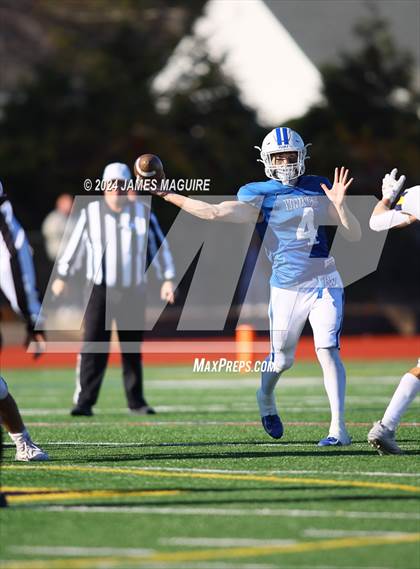Thumbnail 2 in Port Washington vs. Massapequa photogallery.