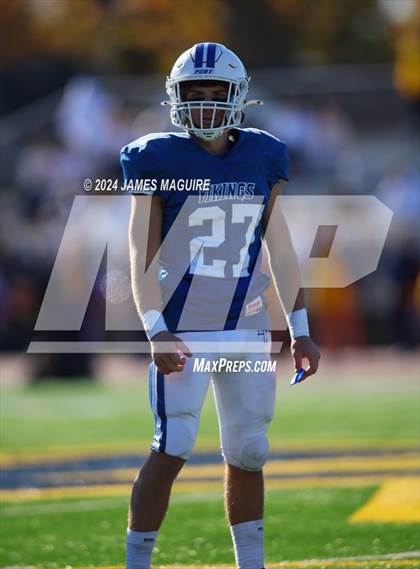 Thumbnail 3 in Port Washington vs. Massapequa photogallery.