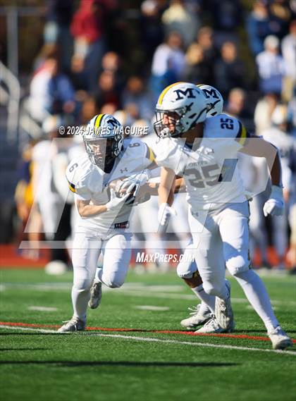 Thumbnail 3 in Port Washington vs. Massapequa photogallery.