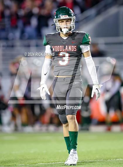Thumbnail 2 in The Woodlands vs Nimitz (UIL 6A Football D1 Bi-District Playoffs) photogallery.