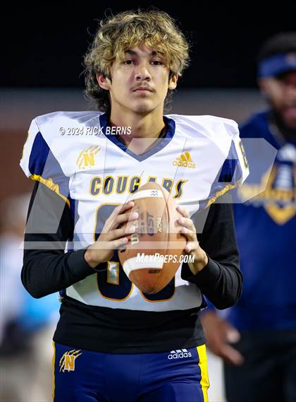 Thumbnail 2 in The Woodlands vs Nimitz (UIL 6A Football D1 Bi-District Playoffs) photogallery.