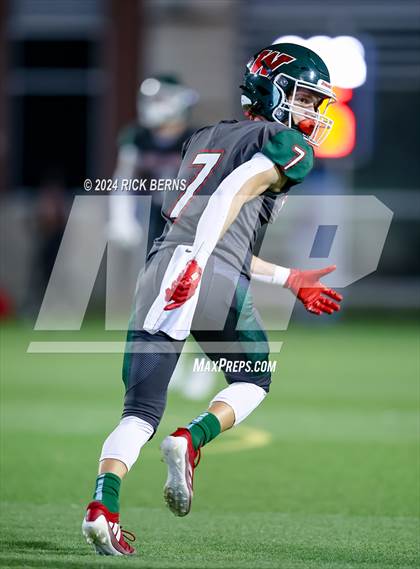 Thumbnail 2 in The Woodlands vs Nimitz (UIL 6A Football D1 Bi-District Playoffs) photogallery.