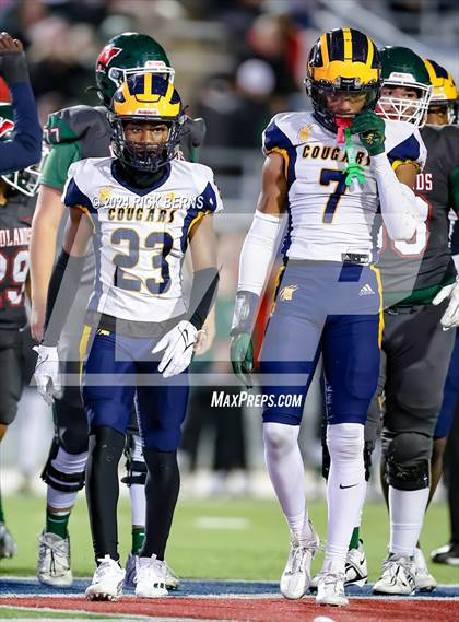 Thumbnail 1 in The Woodlands vs Nimitz (UIL 6A Football D1 Bi-District Playoffs) photogallery.