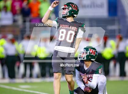 Thumbnail 3 in The Woodlands vs Nimitz (UIL 6A Football D1 Bi-District Playoffs) photogallery.