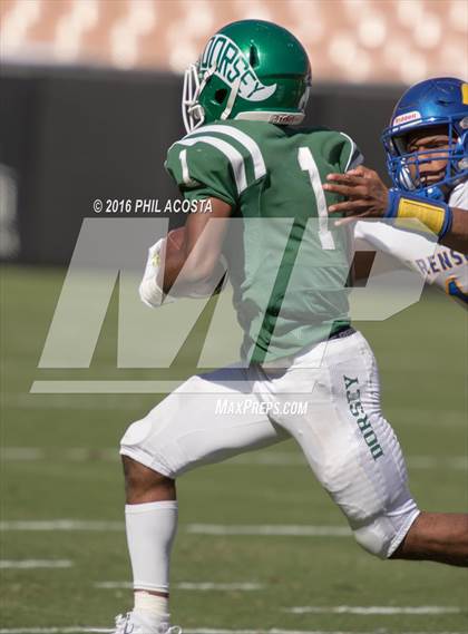 Thumbnail 2 in Dorsey vs Crenshaw photogallery.