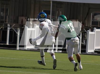 Thumbnail 2 in Dorsey vs Crenshaw photogallery.