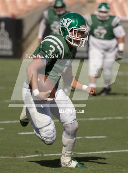 Thumbnail 2 in Dorsey vs Crenshaw photogallery.