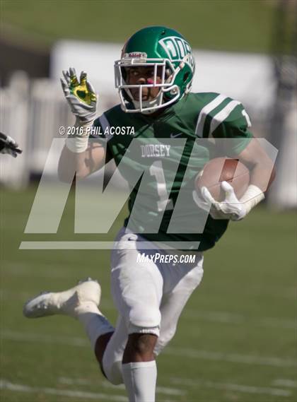 Thumbnail 2 in Dorsey vs Crenshaw photogallery.