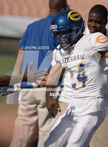 Thumbnail 3 in Dorsey vs Crenshaw photogallery.
