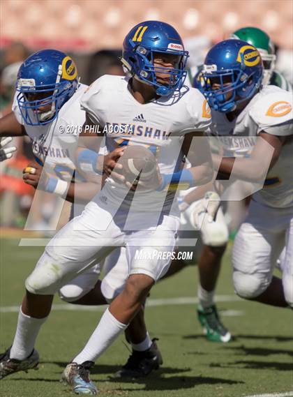 Thumbnail 3 in Dorsey vs Crenshaw photogallery.
