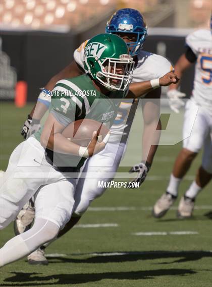 Thumbnail 1 in Dorsey vs Crenshaw photogallery.
