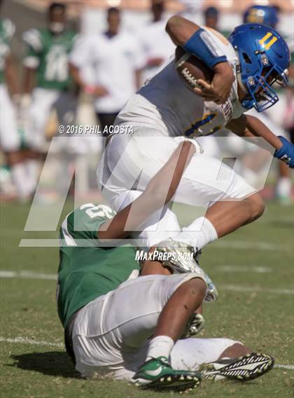 Thumbnail 1 in Dorsey vs Crenshaw photogallery.