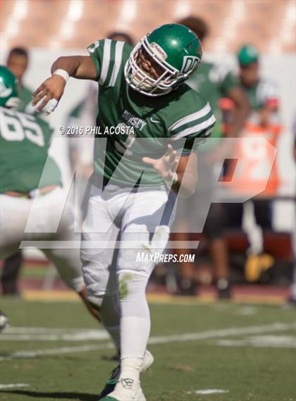 Thumbnail 1 in Dorsey vs Crenshaw photogallery.