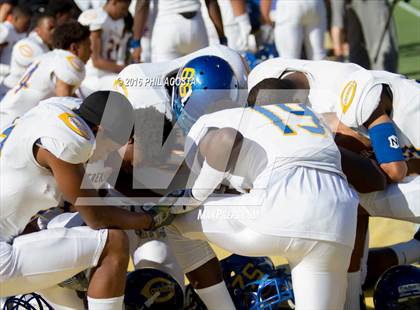 Thumbnail 3 in Dorsey vs Crenshaw photogallery.