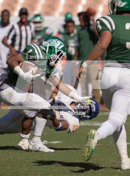Thumbnail 1 in Dorsey vs Crenshaw photogallery.