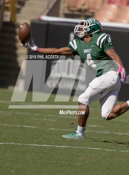 Thumbnail 2 in Dorsey vs Crenshaw photogallery.