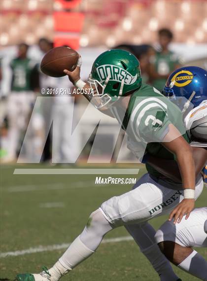 Thumbnail 2 in Dorsey vs Crenshaw photogallery.