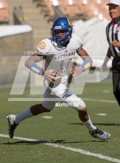 Thumbnail 3 in Dorsey vs Crenshaw photogallery.