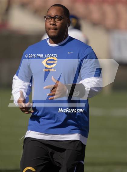 Thumbnail 3 in Dorsey vs Crenshaw photogallery.