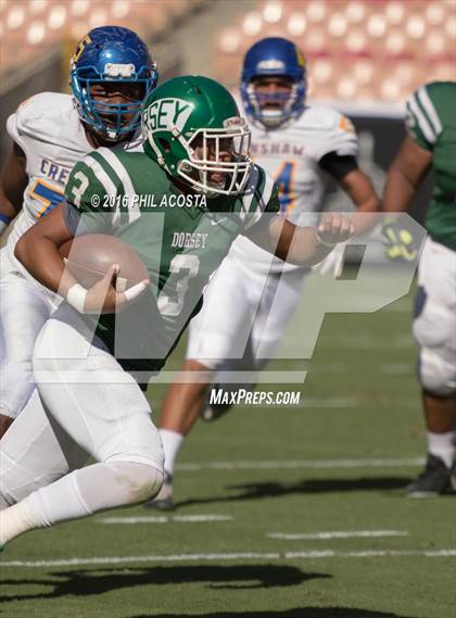 Thumbnail 2 in Dorsey vs Crenshaw photogallery.