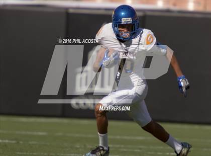 Thumbnail 3 in Dorsey vs Crenshaw photogallery.