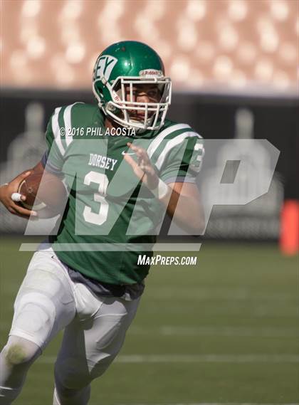Thumbnail 1 in Dorsey vs Crenshaw photogallery.