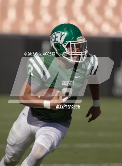 Thumbnail 2 in Dorsey vs Crenshaw photogallery.