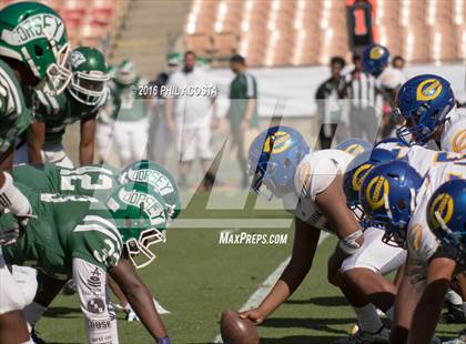 Thumbnail 3 in Dorsey vs Crenshaw photogallery.