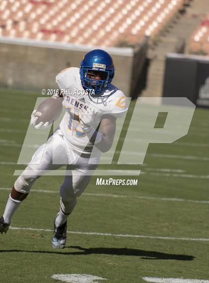 Thumbnail 3 in Dorsey vs Crenshaw photogallery.