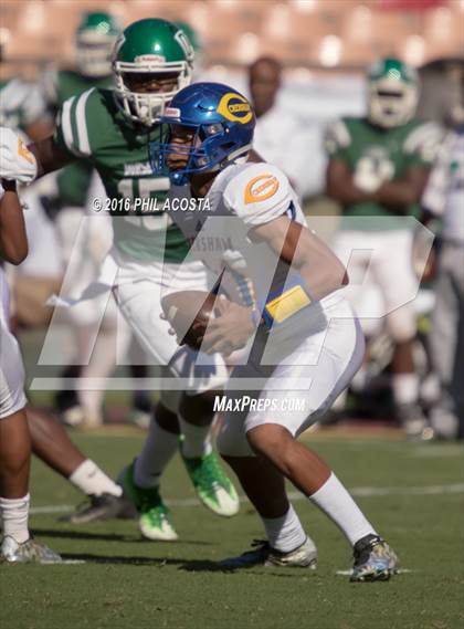Thumbnail 1 in Dorsey vs Crenshaw photogallery.