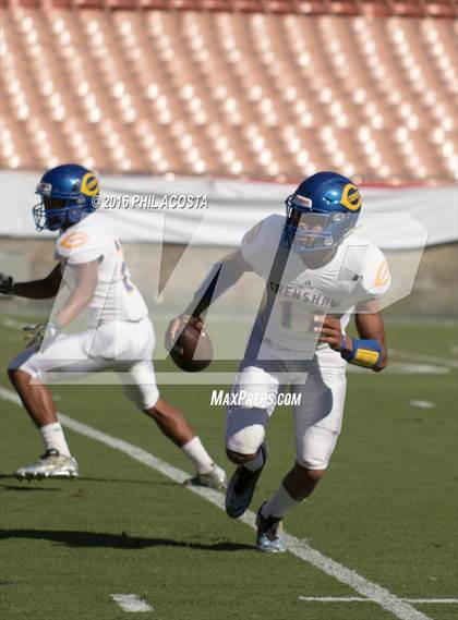 Thumbnail 2 in Dorsey vs Crenshaw photogallery.