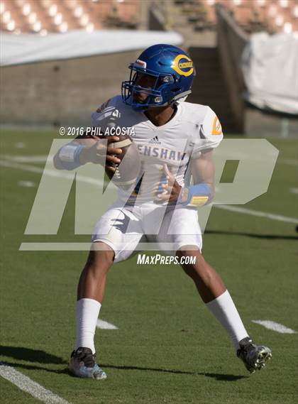Thumbnail 3 in Dorsey vs Crenshaw photogallery.