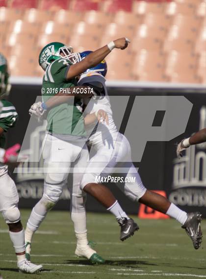 Thumbnail 2 in Dorsey vs Crenshaw photogallery.